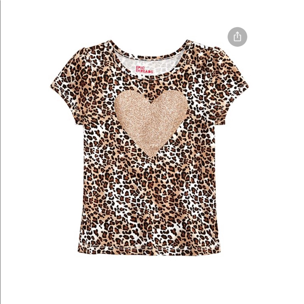 Little Girls Heart leopard T-shirt size 5